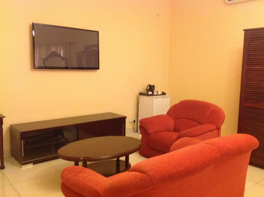 ליבינגסטון Cypress Executive Lodge מראה חיצוני תמונה